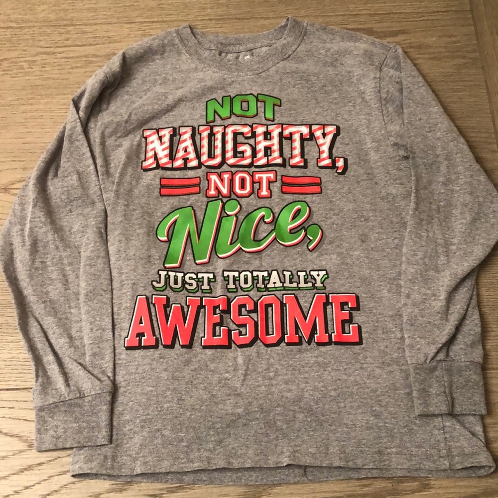 ✨Holiday Shirt✨